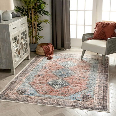 Eustice Washable Oriental Indoor Rug