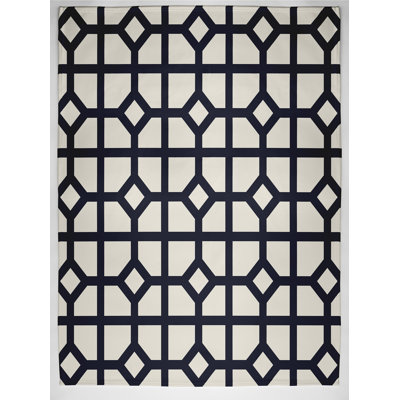 Renata Plain Weave / Muslin Throw Blanket