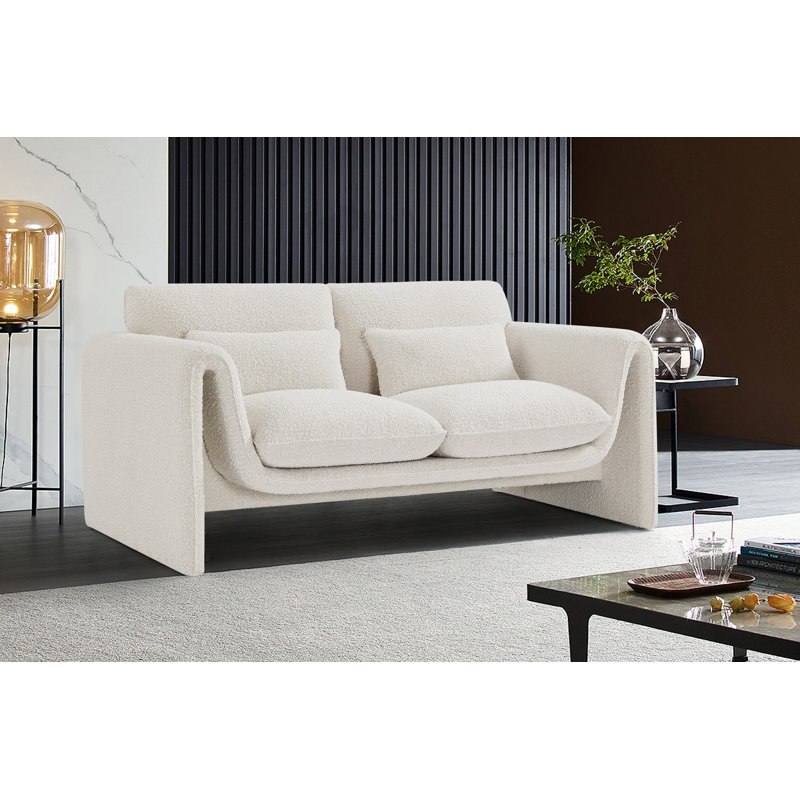 Causeuse 64 po, Tissu crème bouclé