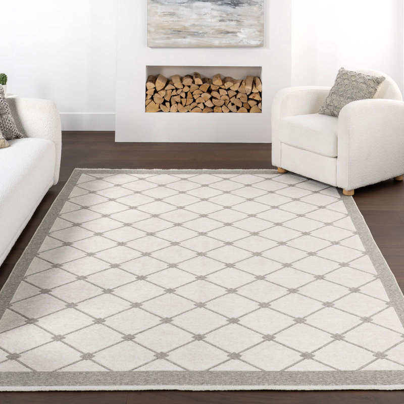 Amiyah Reversible Machine Washable Area Rug, Rectangle 4' x 6'