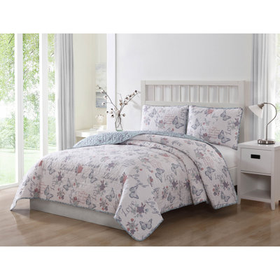 Live Laugh Love Floral Quilt