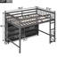 Lit mezzanine avec 8 tablettes de rangement ouvertes et échelle intégrée