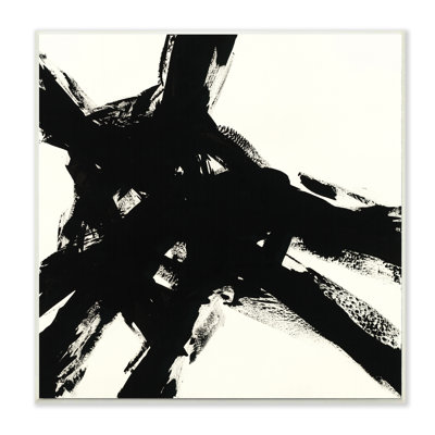 Coup de pinceau noir dominante sur une abstraction beige