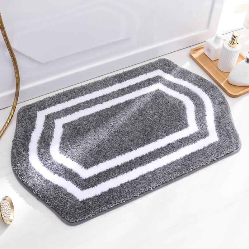 Tapis pour salle de bain Shilyn, L 20 po x L 32 po, Gris