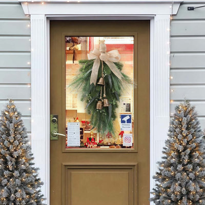 Guirlande de Noël en forme de goutte avec cloche 20 pouces Norfolk en forme de pin, couronne de verdure de Noël pour porte, manteau de cheminée, foyer, intérieur, extérieur, décorations de Noël
