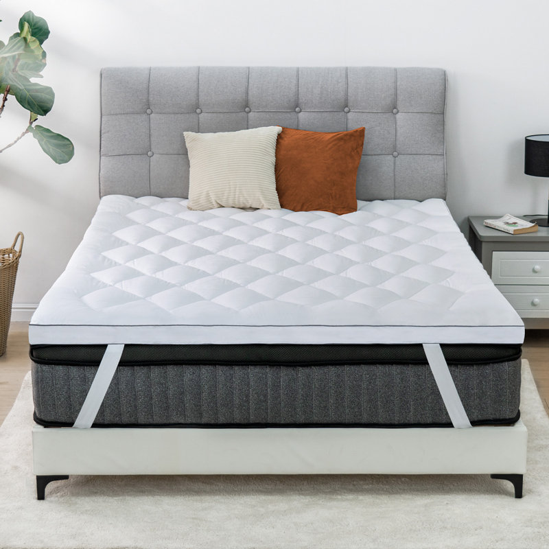 Surmatelas en duvet synthétique 3 po Gervasio, Simple