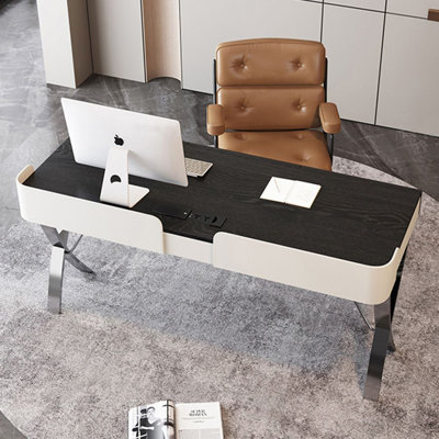 Bureau moderne moderne de couleur noyer