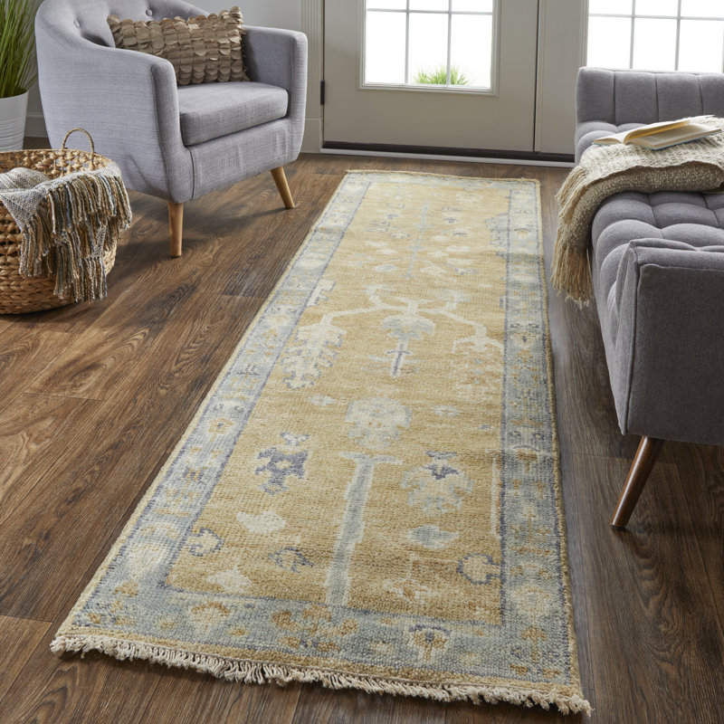 Carrington Wool Oriental Area Rug in Gold, Runner 2'6" x 8'