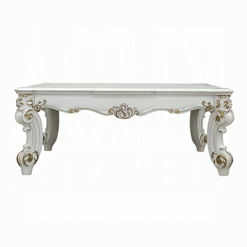 Table basse avec perle antique
