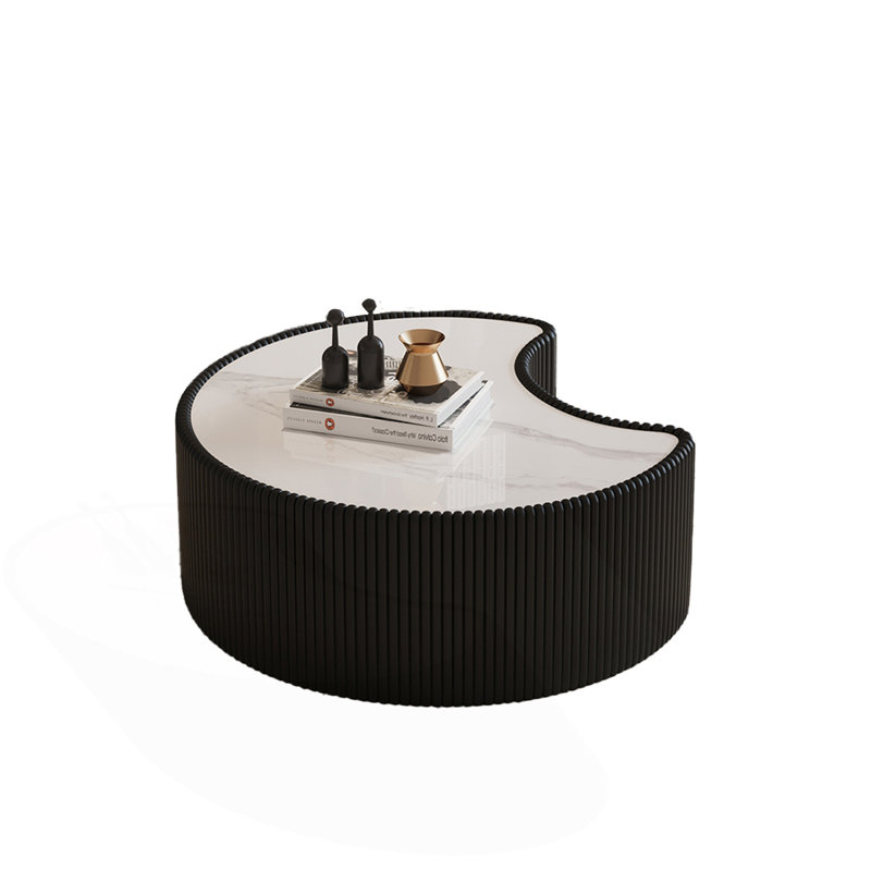 Table basse de forme irrégulière avec plateau en pierre frittée, Noir