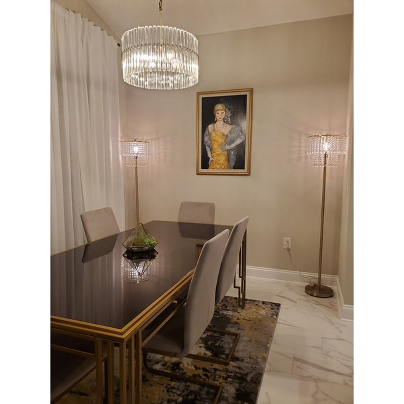 Lustre cylindrique unique à 4 lumières avec accents de cristal Habibah, Or