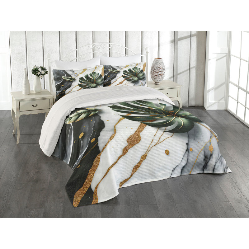 Polyester Floral Coverlet, Queen Coverlet + 2 Standard Shams