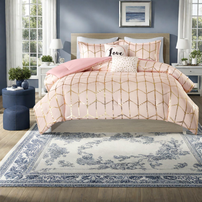 Comfortable Polyester Bedding Sets, Modern Microfiber, Stylish Metallic Prints