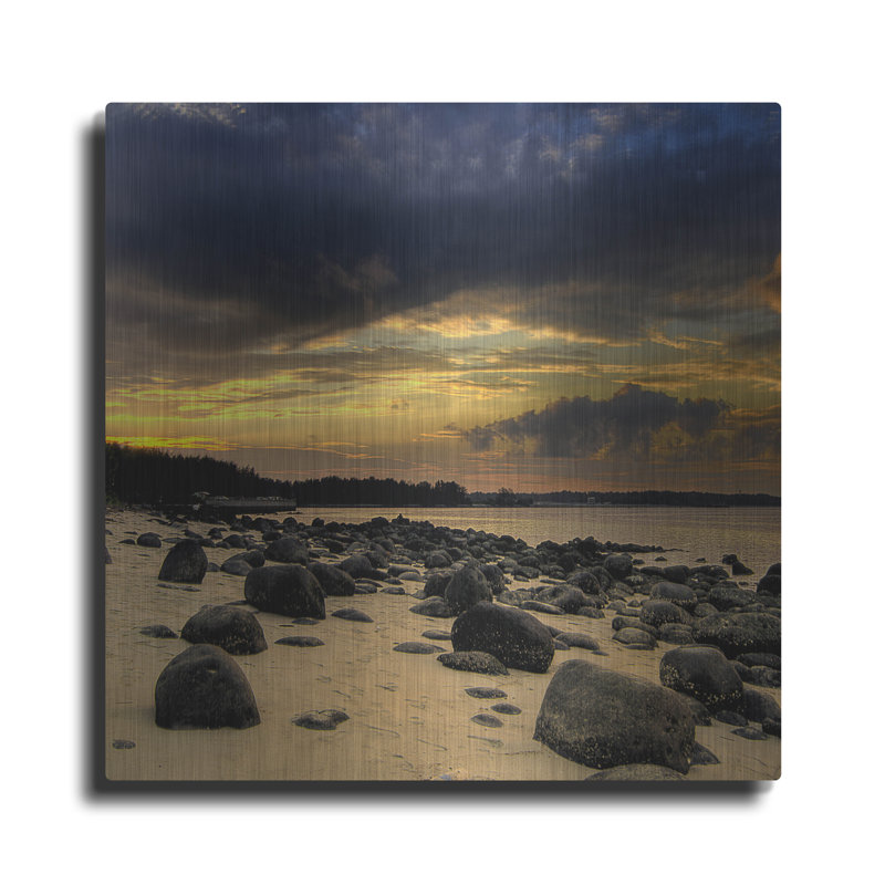 «Rocks On Beach 1» par Photoinc Studio, art mural en métal, H 12 po x l 12 po