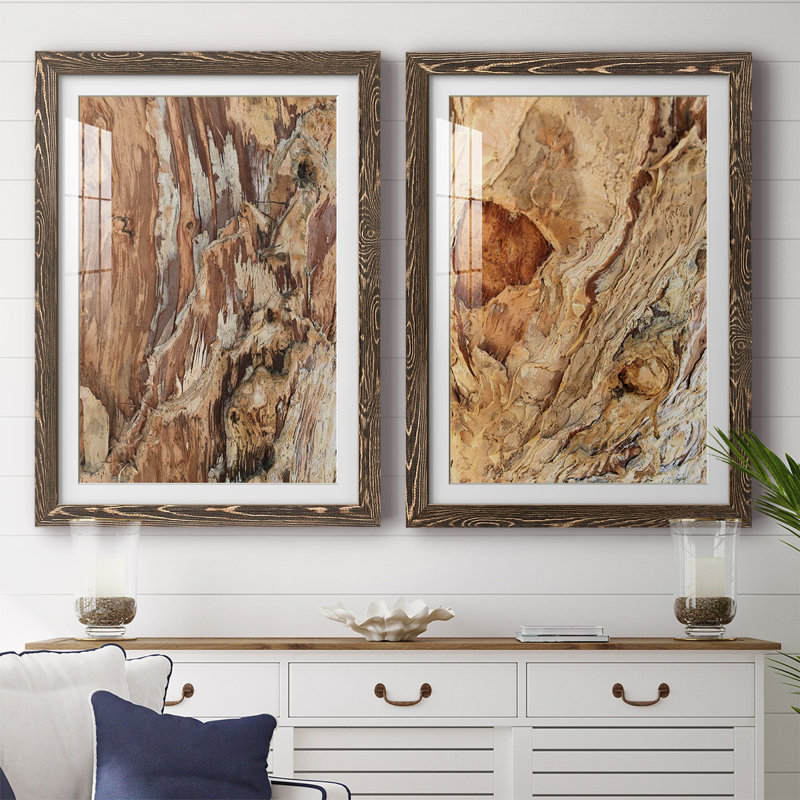 «Tree Texture Triptych I-Premium», reproduction encadrée prête à être accrochée, H 27,5 po x l 75 po x P 1,5 po, Noyer