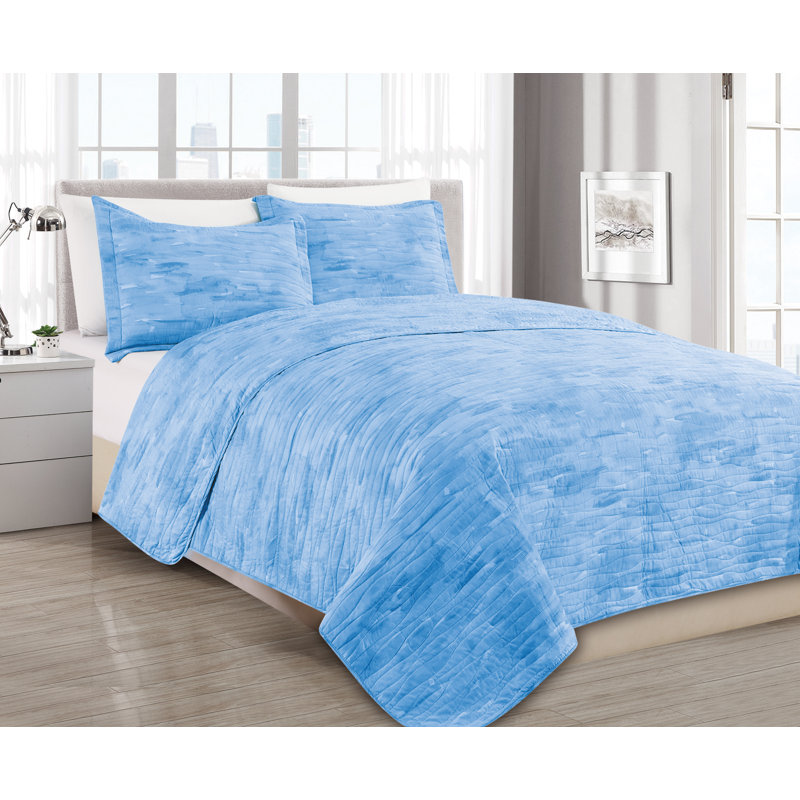Coastal Polyester Machine Printed Abstract Quilt, Queen + 2 Shams, Blue
