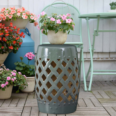 Outsunny 13" X 18" Ceramic Garden Stool With Woven Lattice Design & Glazed Strong Materials Decorative End Table, Green