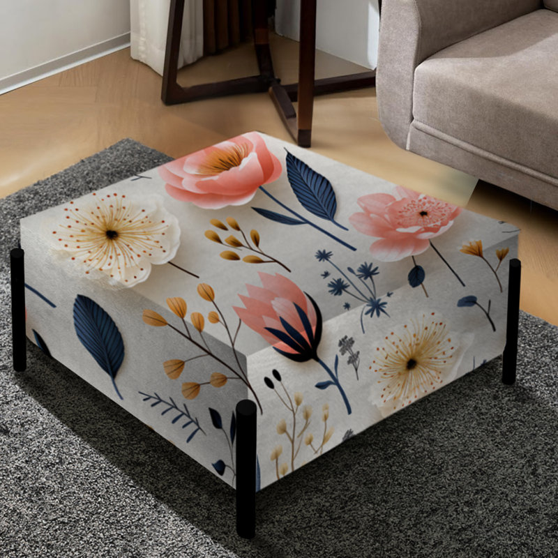 Grand repose-pieds carré blanc et rose avec fleurs nordiques Serenity