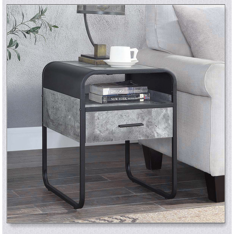 Fauteuil capitonné confortable avec une utilisation polyvalente et un design élégant pour une décoration intérieure élégante