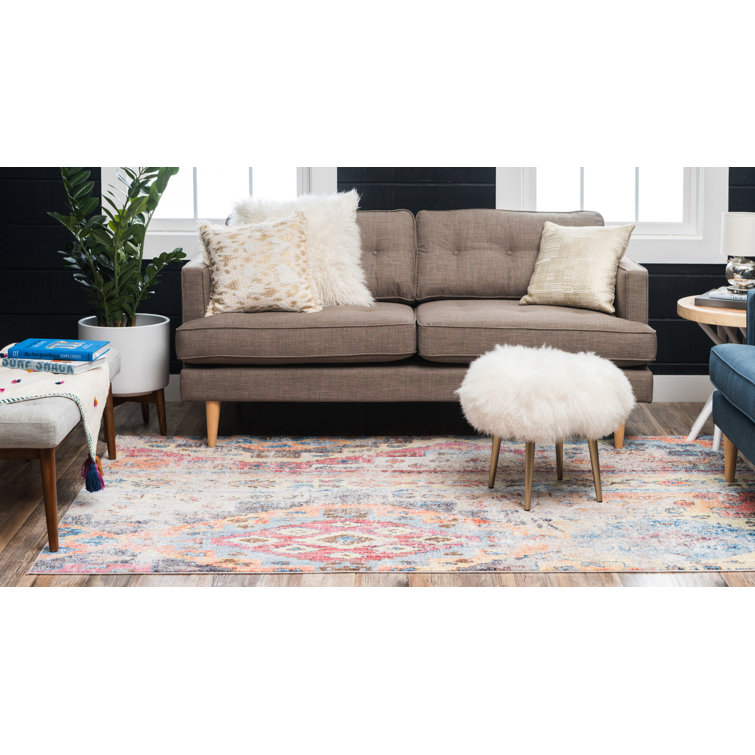 Leanora Geometric Indoor Rug