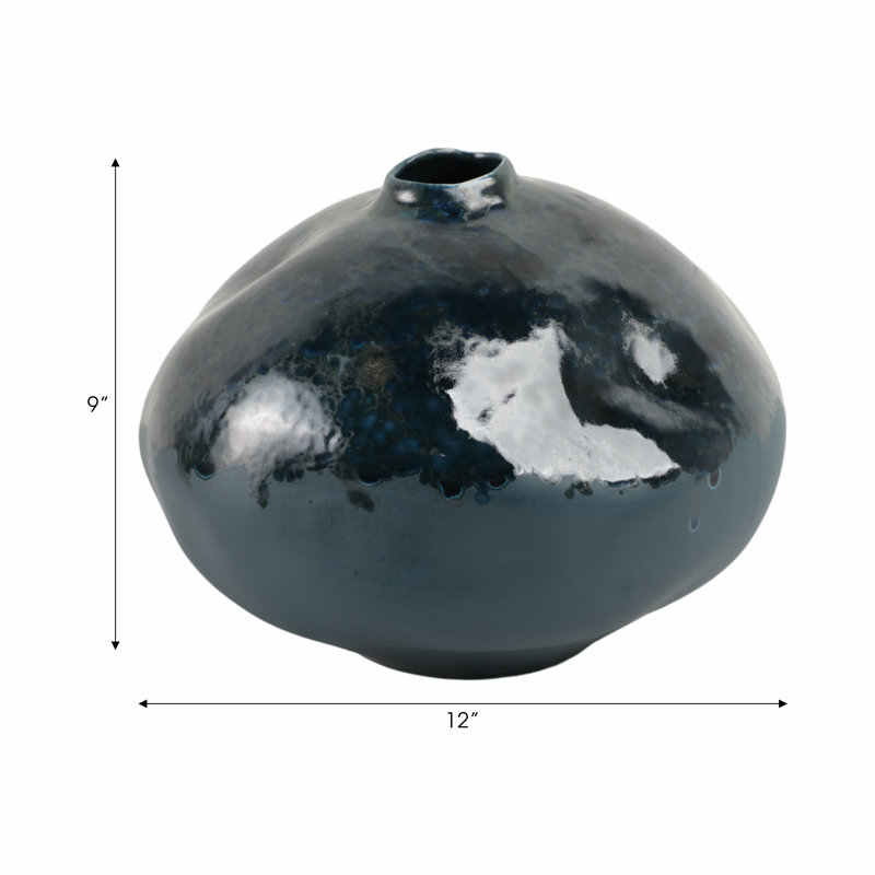 Handcrafted Pottery Earthenware Vase - Round Decorative Accent With Unique Glazed Detailing - Artisan Ceramic Design For Timeless Charm