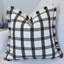 Ensemble de 2 housses de coussin en coton tissé à carreaux avec franges-106927793-106208498