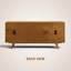 Buffet 71 po en bois massif avec portes géométriques sculptées en 3D, 2 portes, 3 tiroirs, tablettes réglables, design Mid-Century moderne, assemblage facile, chêne rustique-1101240940