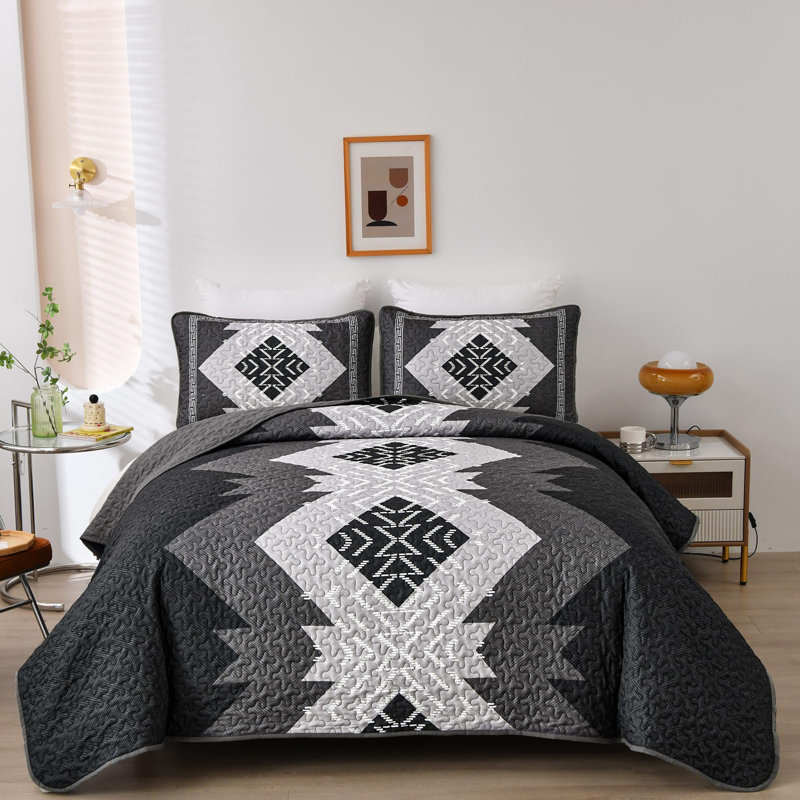 3-Piece Boho Aztec Western Quilt Set Textured Bedspread Coverlet with Pillowcases for All Seasons, Black/Gray