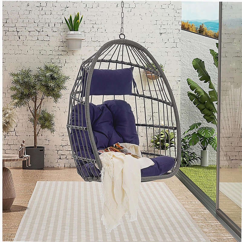 Fauteuil suspendu en rotin