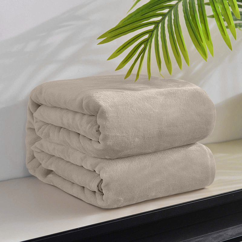 Ultra-Soft Fleece Blanket - Plush Warm Bed & Sofa Throw for All-Season Comfort, Camel, King (200cm x 240cm)