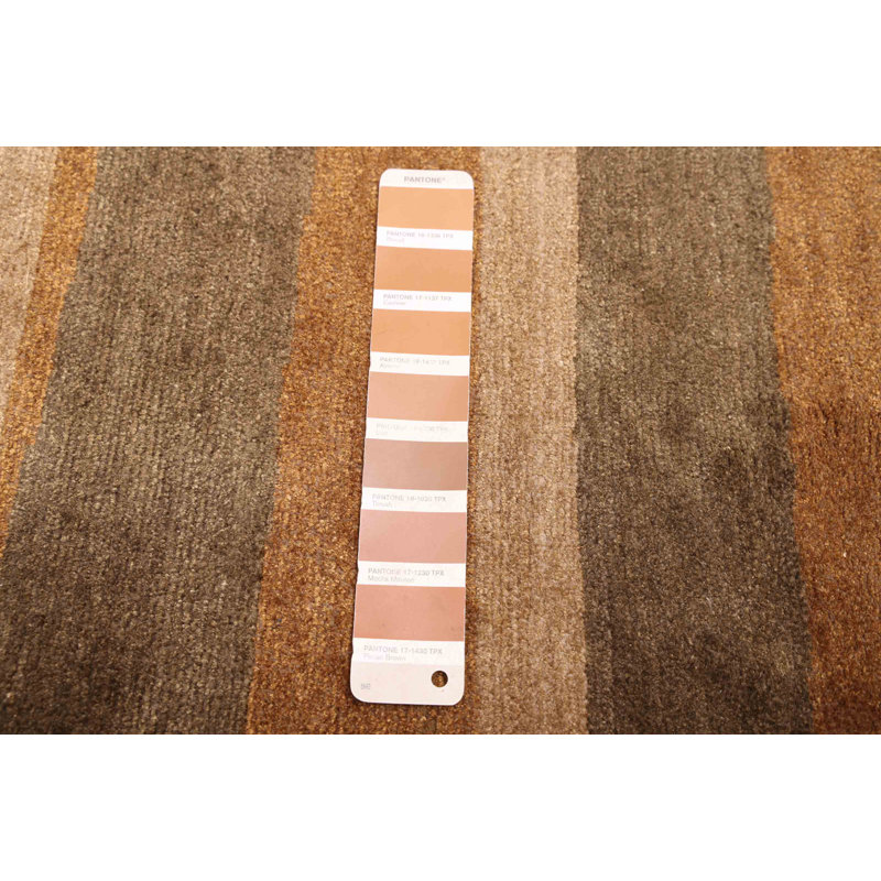 Tapis brun Opulence 8 pi 2 po x 9 pi 11 po
