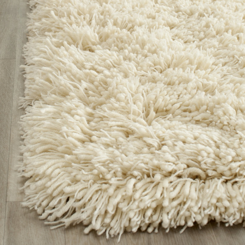 Tapis blanc à poils longs Emmeryn, Rectangle 5 pi x 8 pi