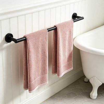 Porte-serviettes mural haut de gamme en acier inoxydable - Support de serviette de salle de bain robuste avec fini antirouille, design épuré pour les maisons modernes