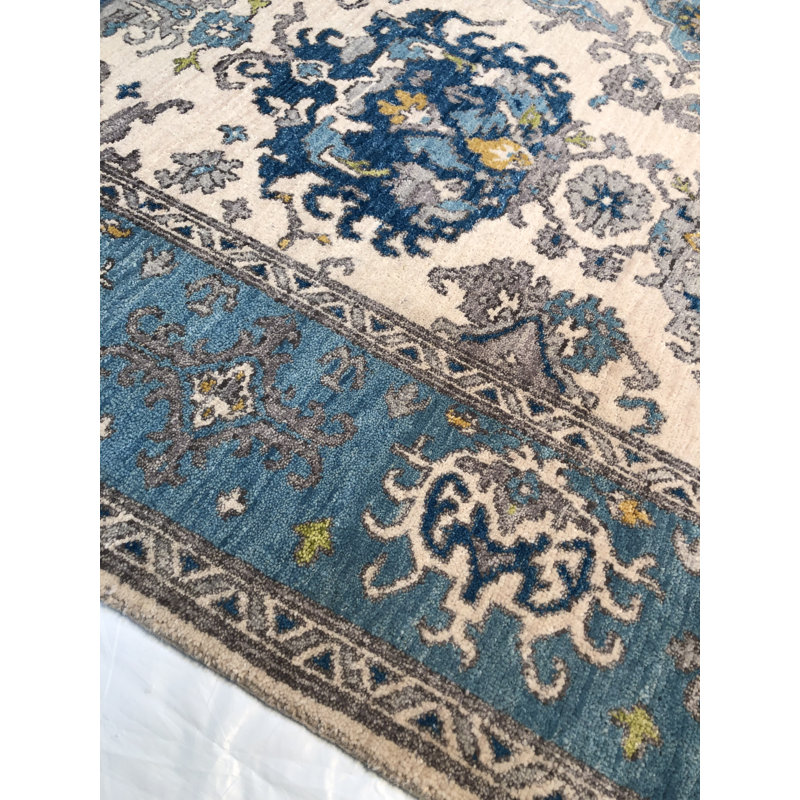 Sari One-of-a-Kind 5'6" X 8'6" Area Rug