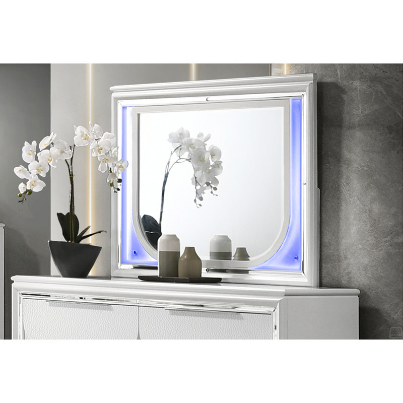 Mirror W/Led
