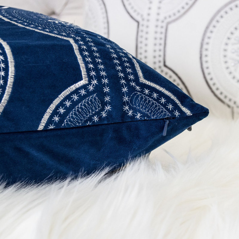 Burnt Orange Damask Embroidered Throw Pillow – Boho Geometric Cushion, Bleu