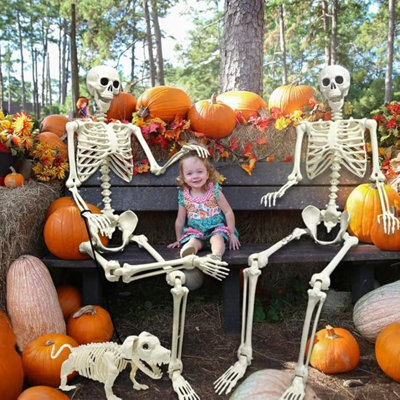 Squelette d'Halloween 5,4 pi 5,4 pi, squelette grandeur nature avec squelette de chien pour décoration d'Halloween Spooky Party