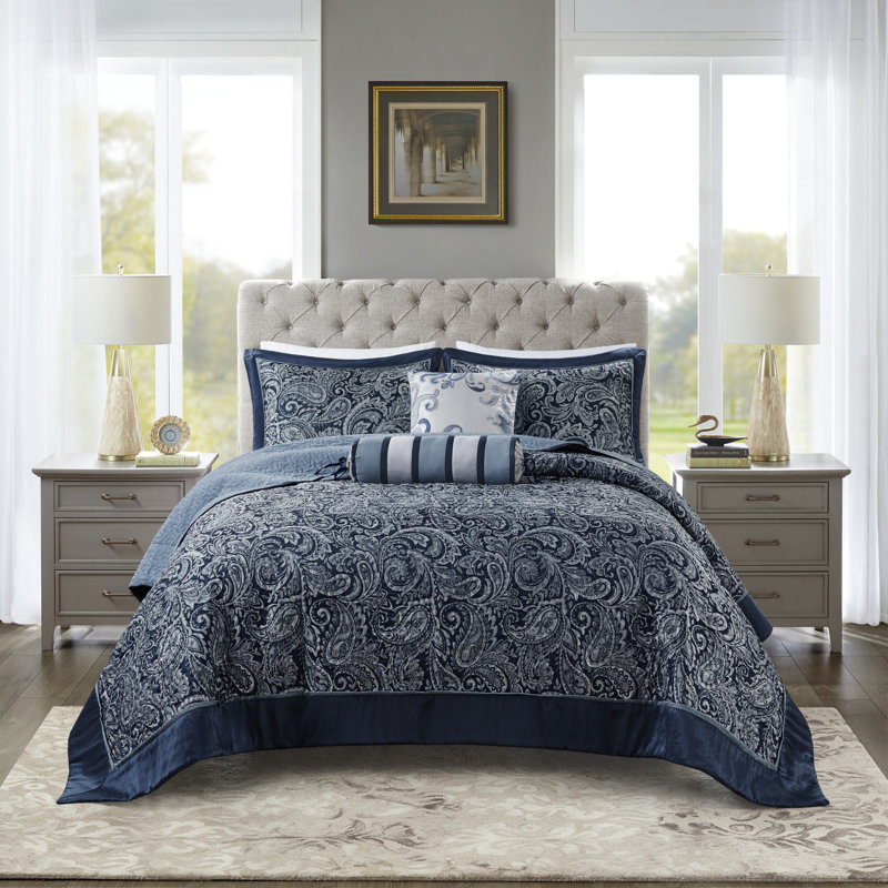 Ensemble de couvre-lit en jacquard 5 pièces avec coussins Aubrey, Courtepointe grand + 2 taies décoratives standard