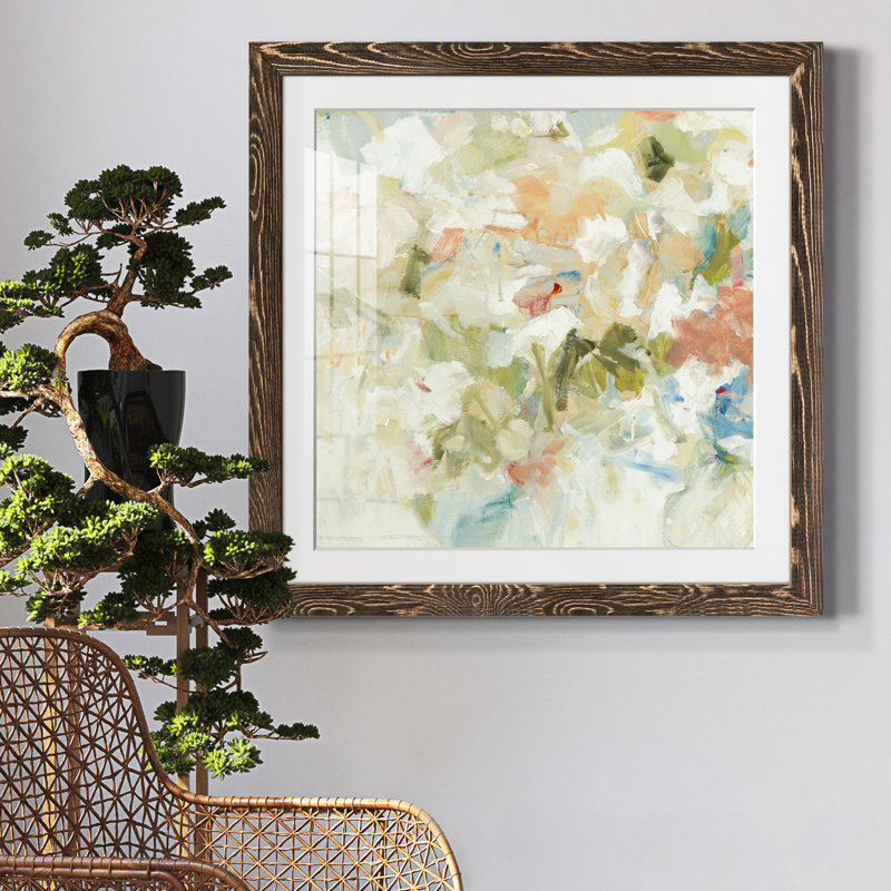 FLORAL BLUSH III Floral Blush III - reproduction de cadre photo, H 17 po x l 17 po x P 1,5 po, Cadre noyer