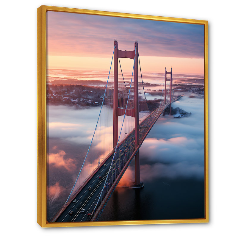 «Blue and Pink Bridge Sunset Views 2», Cadre flottant doré, H 44 po x l 34 po x P 1,5 po