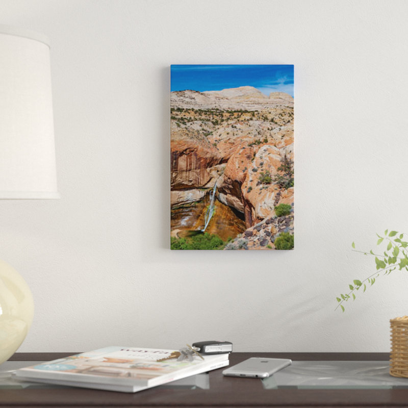 « cascade », reproduction d’impression sur toile, H 40 po x l 26 po x P 1,5 po, Toile tendue, Pas de tapis