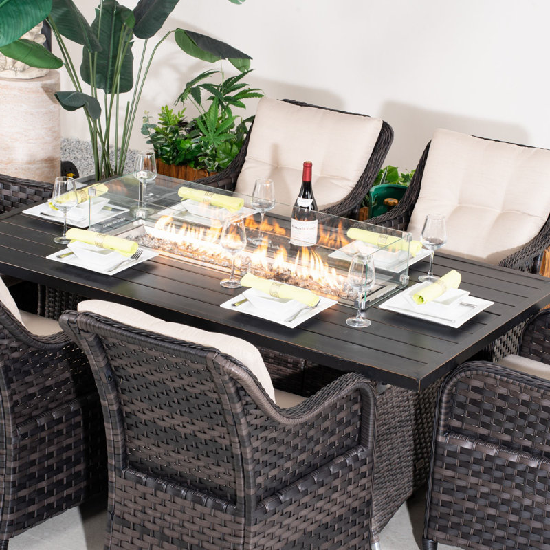Ensemble repas pour 6 personnes en osier avec table rectangulaire Aliaksey, coussins inclus