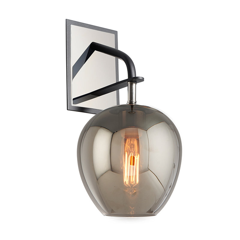 Odyssey 1 - Light Armed Sconce