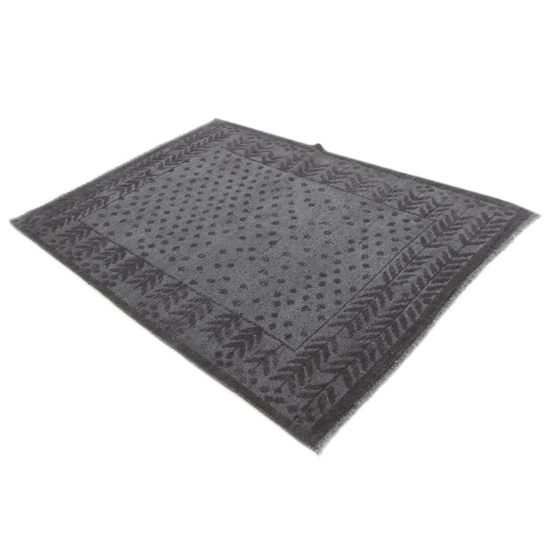 Tapis noir Howard