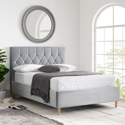 Benninger Upholstered Bed