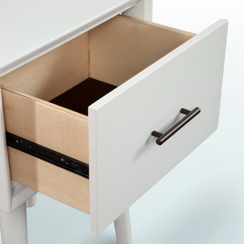 Table de bout River, H 26,34 po x l 17,84 po x P 14,74 po, Blanc