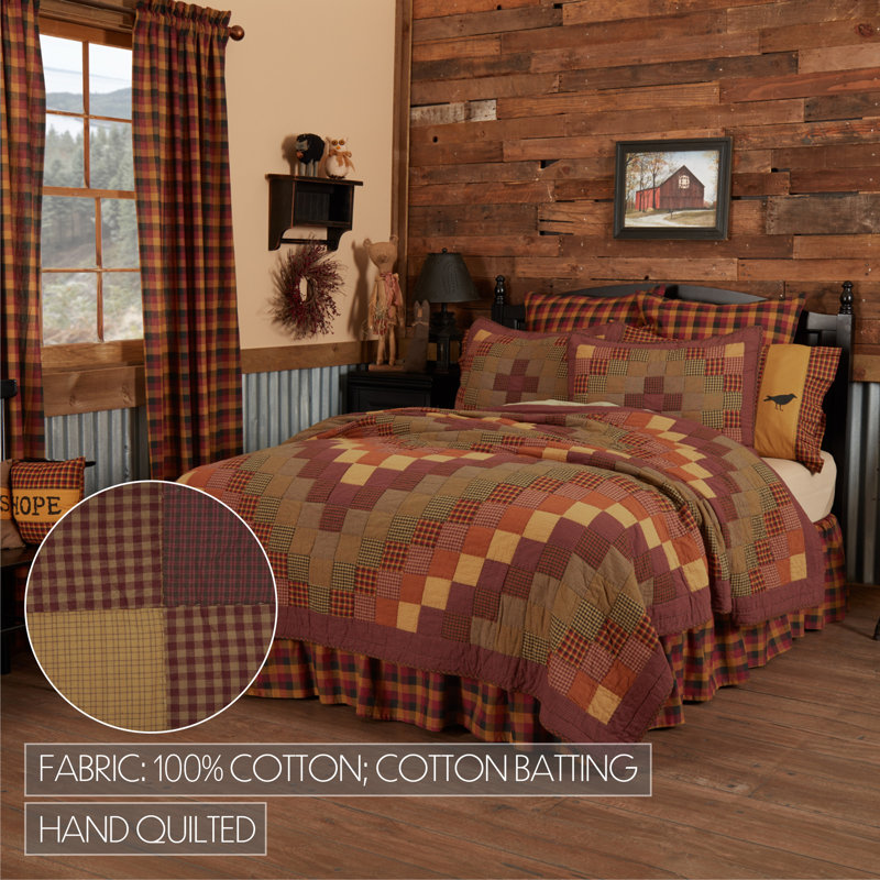Heritage Farms Twin Reversible Cotton Patchwork Quilt Set