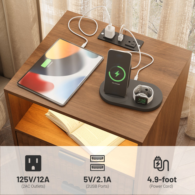 Table de chevet de style moderne avec une station de charge, une bande lumineuse à DEL RVB et un espace de rangement - avec une conception ondulée et une surface résistante à l'eau.