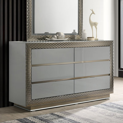 Clintock 6-Drawer Dresser