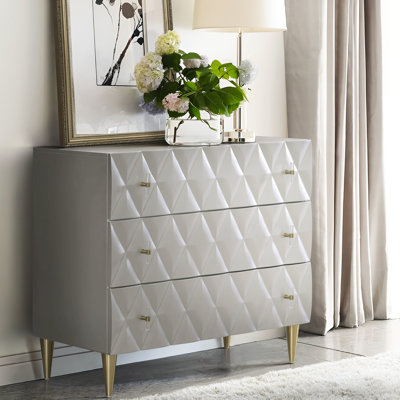 Armoire Kd Legs en argent avec tiroir lisse et rangement avec finition champagne et plateau à bijoux
